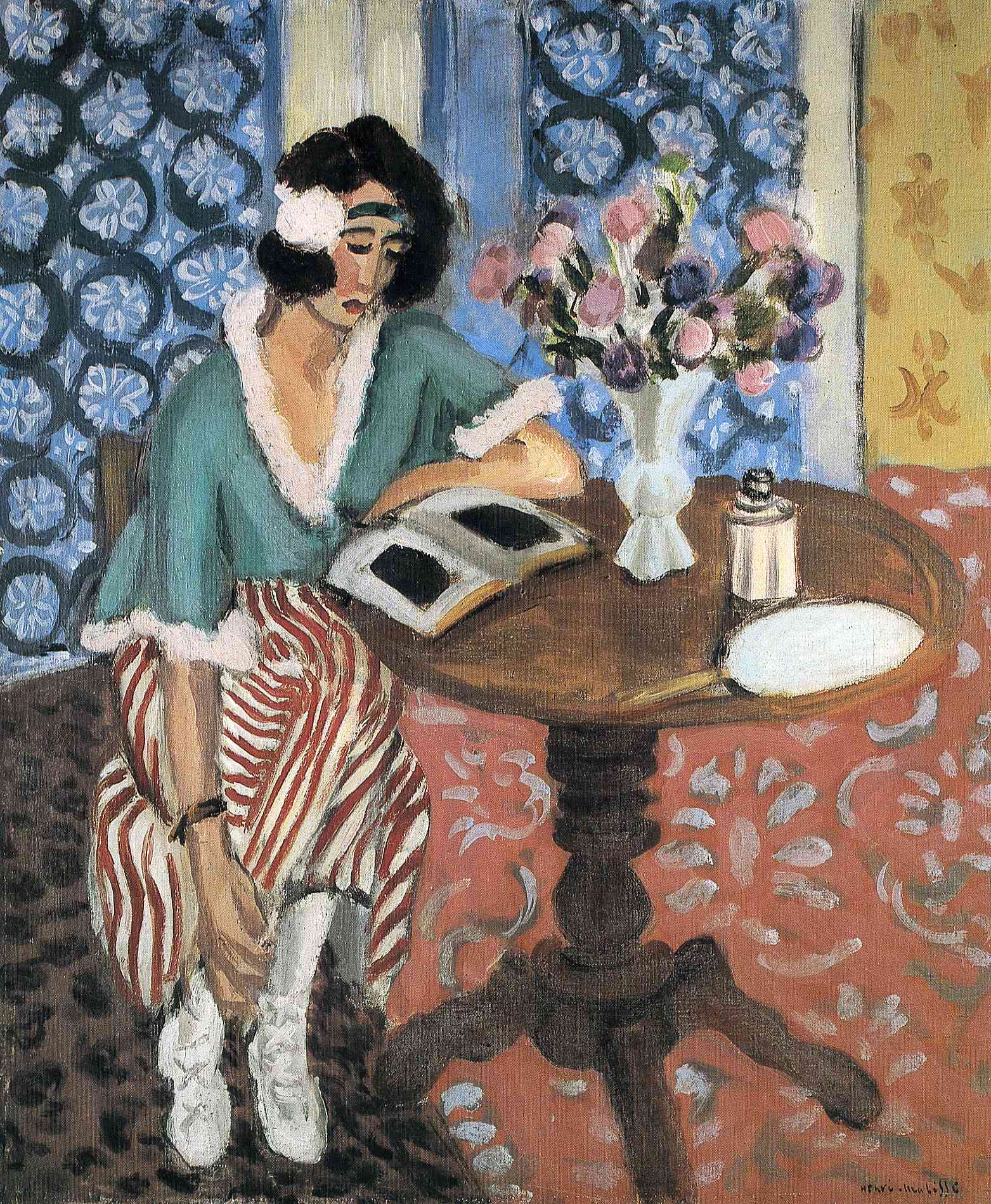 Woman Reading 1922